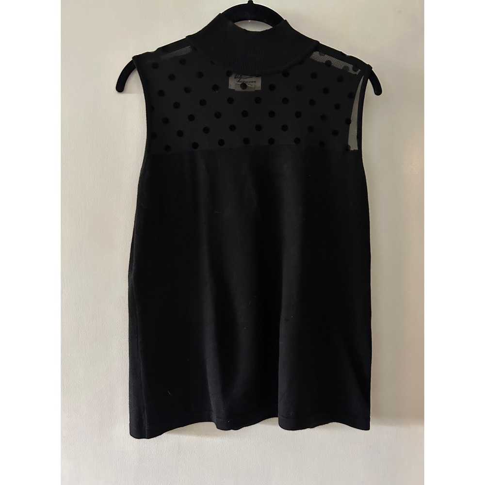 Cute polka dot sleeveless top